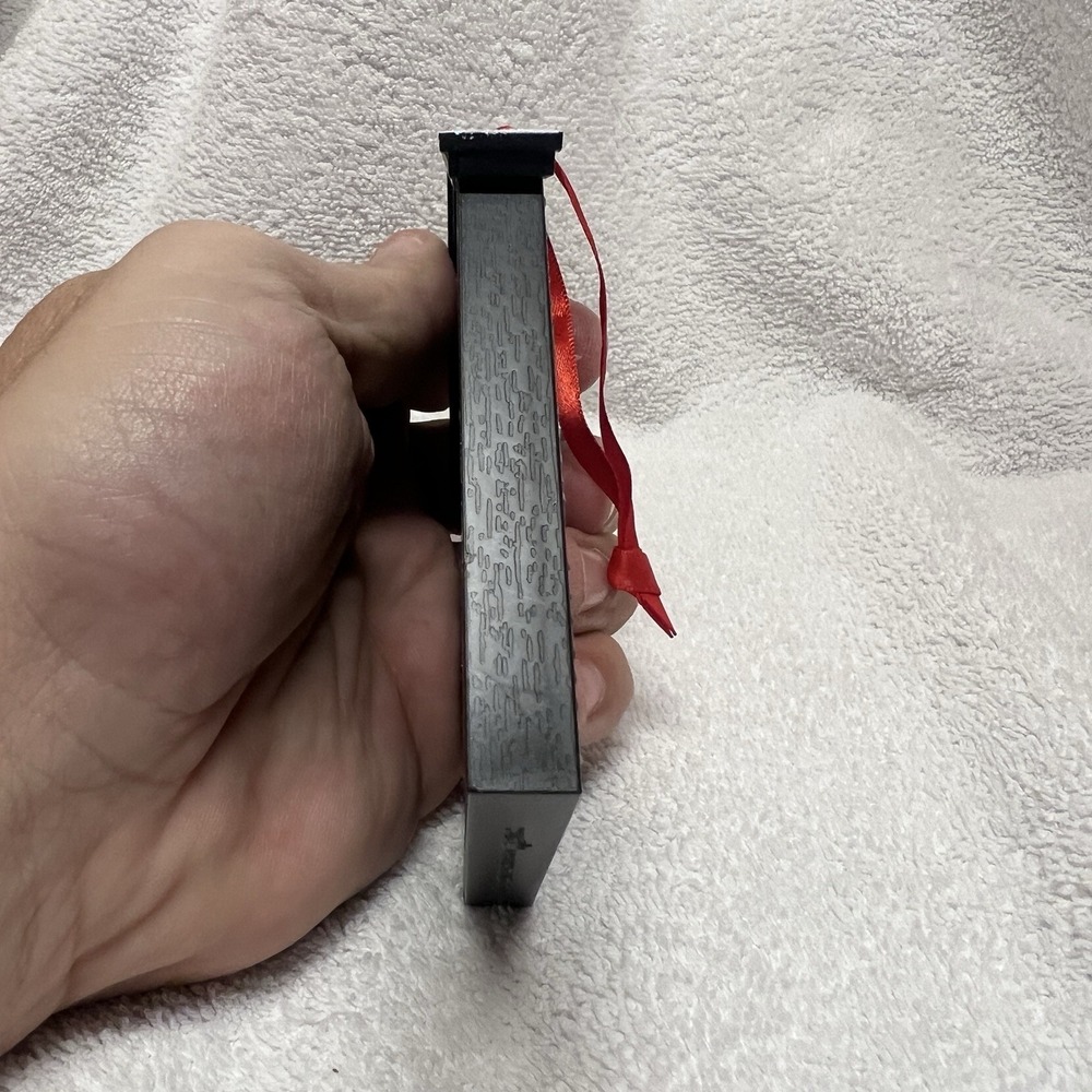 Hallmark Keepsake Ornament 2016 The Miracle of Christmas This Family Believes - Picture 14 of 14